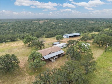 Country Ranch and hunting paradise on 333.17 acres in San Saba - photo 20