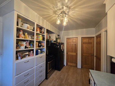 Stately 2-story home full of charm and character! This inviting - photo 21
