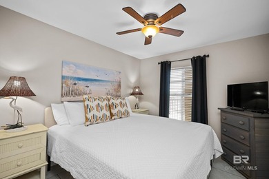 Enjoy easy coastal living in this well-maintained 1-bedroom - photo 22