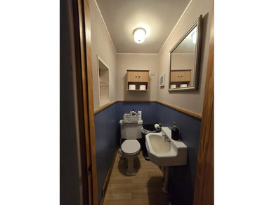 Stately 2-story home full of charm and character! This inviting - photo 23