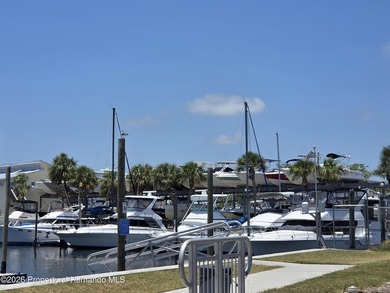 Cash buyers, take a look at this one!! MOVE IN READY!! High and - photo 23