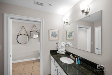 Enjoy easy coastal living in this well-maintained 1-bedroom - photo 28