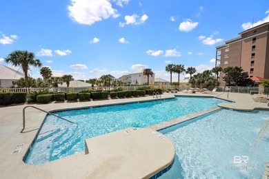 Enjoy easy coastal living in this well-maintained 1-bedroom - photo 34