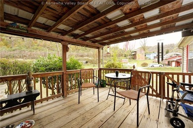 Welcome home to this 3 bedroom, 2 bathroom doublewide situated - photo 16