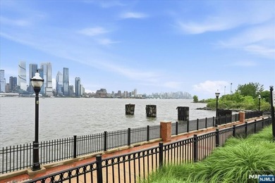 Welcome to Henley on Hudson, 150 Henley Place, Residence 210 - photo 47