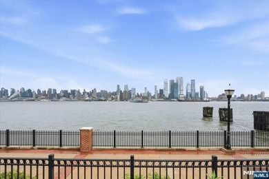 Welcome to Henley on Hudson, 150 Henley Place, Residence 210 - photo 48