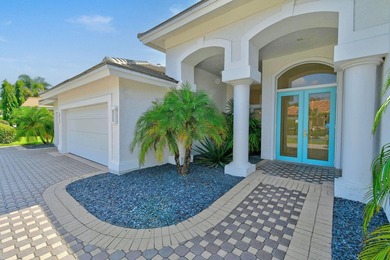 Experience exceptional waterfront living in this beautifully - photo 6