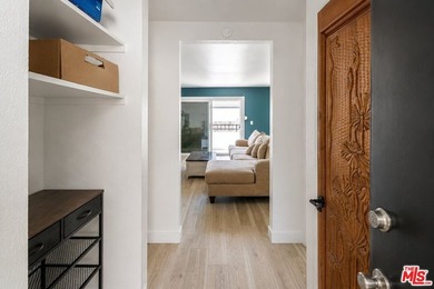 Welcome to this bright and inviting 2-bedroom, 1-bath end-unit - photo 5