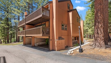 Unit A3 is a rare offering within The Summit, this 3-bedroom, 2 - photo 4