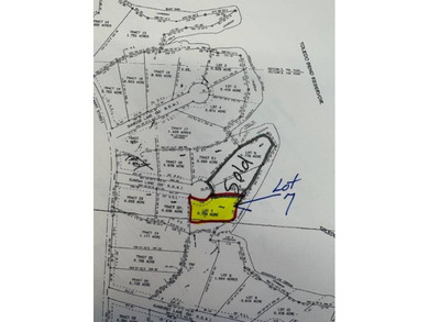 0.70 Ac + Leaseback located in a private Subdivision and - photo 11