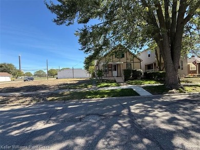 Unique opportunity for an ADULT FOSTER CARE facility setup with - photo 16