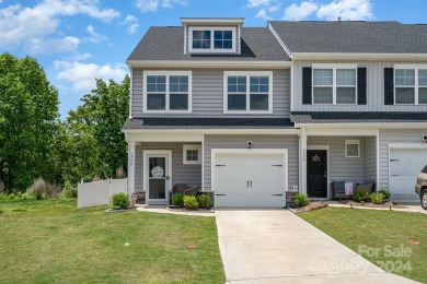 Lake Norman Townhome/Townhouse Sale Pending in Terrell North Carolina
