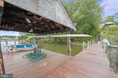 Set along the sheltered banks of Stony Creek, this nearly - photo 34