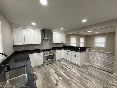 Unique opportunity for an ADULT FOSTER CARE facility setup with - photo 34