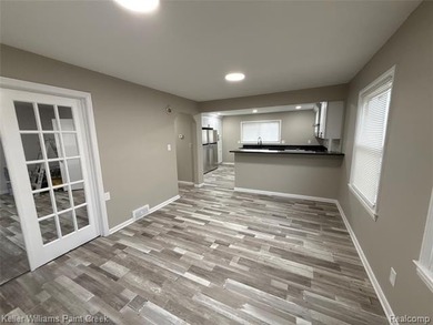Unique opportunity for an ADULT FOSTER CARE facility setup with - photo 38