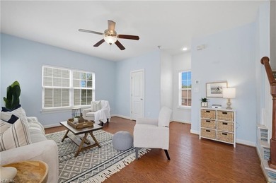 Affordable beach living in Shadowlawn. Beautiful two-unit - photo 8