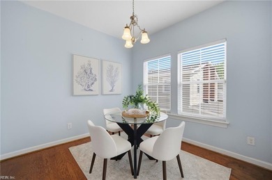Affordable beach living in Shadowlawn. Beautiful two-unit - photo 9