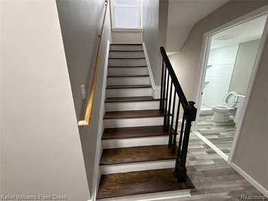 Unique opportunity for an ADULT FOSTER CARE facility setup with - photo 47