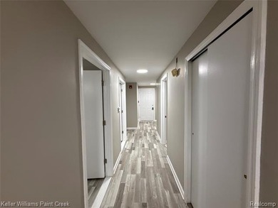 Unique opportunity for an ADULT FOSTER CARE facility setup with - photo 49