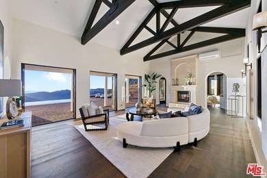 Just completed, this extraordinary private estate encompasses - photo 3