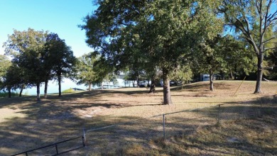 1.5 Acres with ~ 280 Feet Waterfront - photo 2