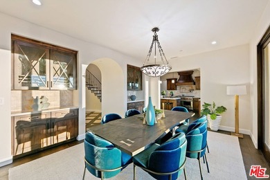 Just completed, this extraordinary private estate encompasses - photo 9