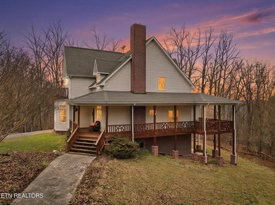 Private Estate on 20+ Acres | 4-Bedroom Home with Bonus Room - photo 1