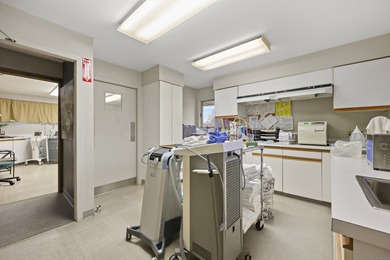 When opportunity knocks,answer the door! Exciting business