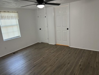Beautiful Remodeled 4/Bed -3/Bath home with a Mother-in-law - photo 21