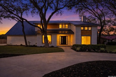 Welcome to 13707 Bluffmont, an exceptional blend of modern - photo 2