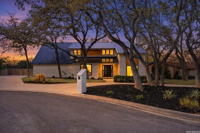 Welcome to 13707 Bluffmont, an exceptional blend of modern - photo 4