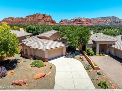 Capturing sweeping views of Sedona's iconic red rocks and mesas - photo 2