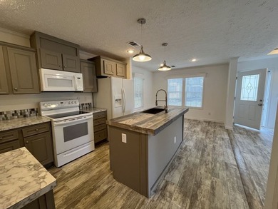 Tentatively available 8/1/2026. This home is currently occupied - photo 3
