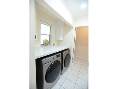 Under contract-accepting backup offers. GREAT OPPORTUNITY FOR - photo 6