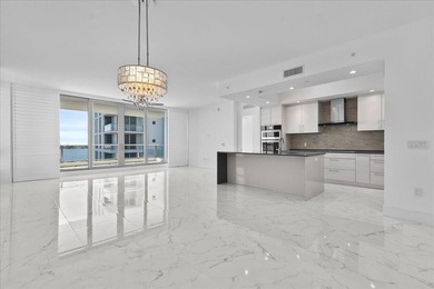 Luxury waterfront living in the heart of North Palm Beach. This - photo 6