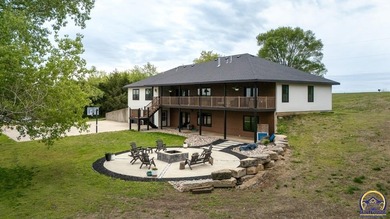 Perry Lake Home For Sale in Valley Falls Kansas