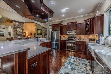 Location... Location... Location! Stunning Home located in Porto - photo 11