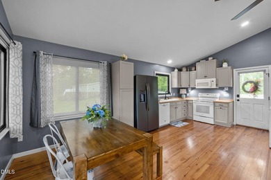 HUGE PRICE IMPROVEMENT!! Exquisite waterfront retreat on the - photo 14