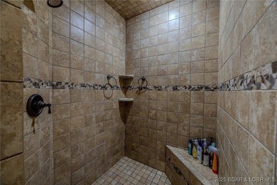 Location... Location... Location! Stunning Home located in Porto - photo 16