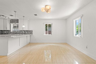Fantastic opportunity to own a home in a centrally located Miami - photo 7