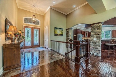 Location... Location... Location! Stunning Home located in Porto - photo 21
