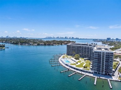 Experience the ultimate Miami Beach lifestyle at King Cole - photo 22