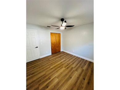 Fully remodeled, this stunning 3-bedroom, 2-bath single-family - photo 23
