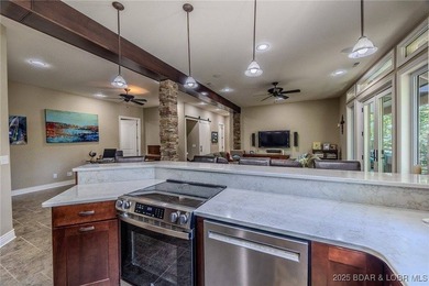 Location... Location... Location! Stunning Home located in Porto - photo 28