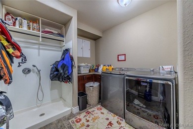 Location... Location... Location! Stunning Home located in Porto - photo 29
