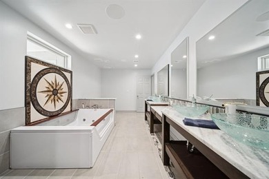 MOTIVATED SELLER! This extraordinary Lake Hudson estate blends - photo 32