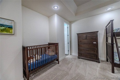 Location... Location... Location! Stunning Home located in Porto - photo 34