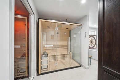 MOTIVATED SELLER! This extraordinary Lake Hudson estate blends - photo 34