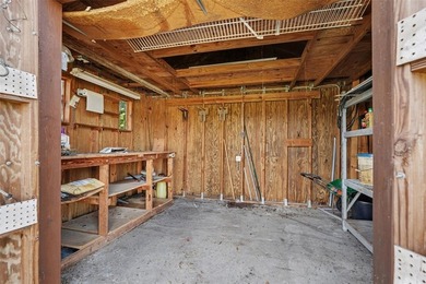 One or more photo(s) has been virtually staged. PRICED BELOW - photo 35