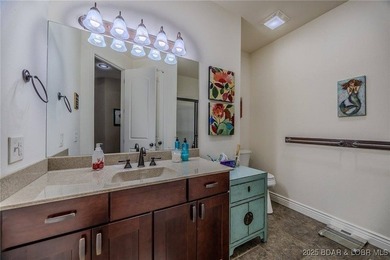 Location... Location... Location! Stunning Home located in Porto - photo 37